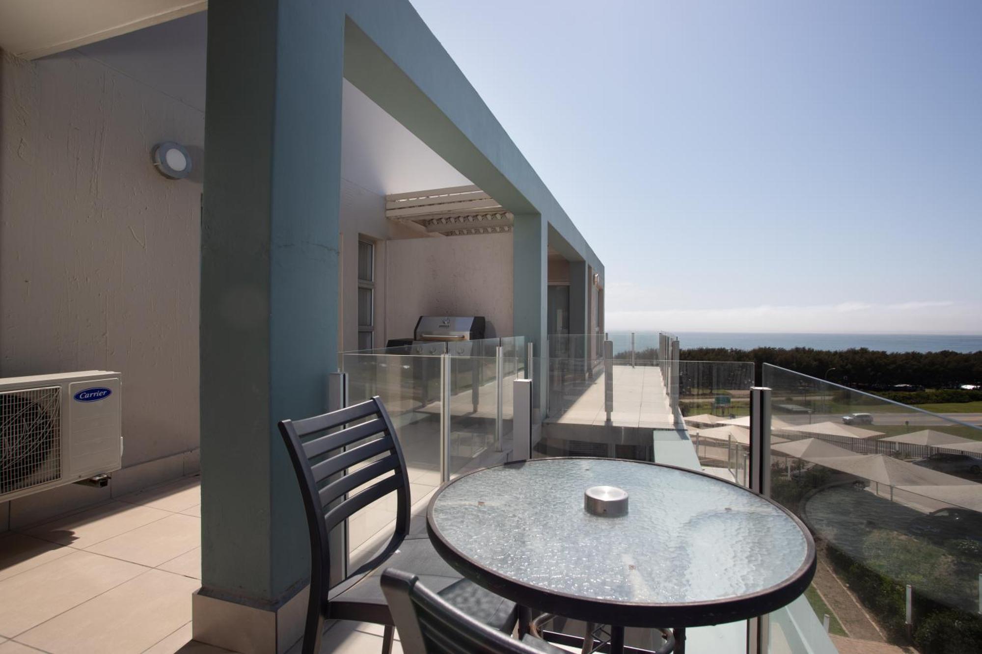 Nautica 410 By Mountain City Investments Mossel Bay Exterior photo